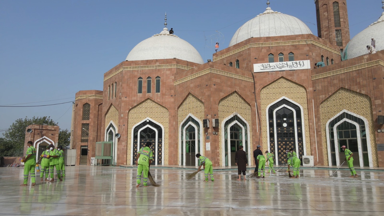 Darbar Baba Fareed Cleaning 2